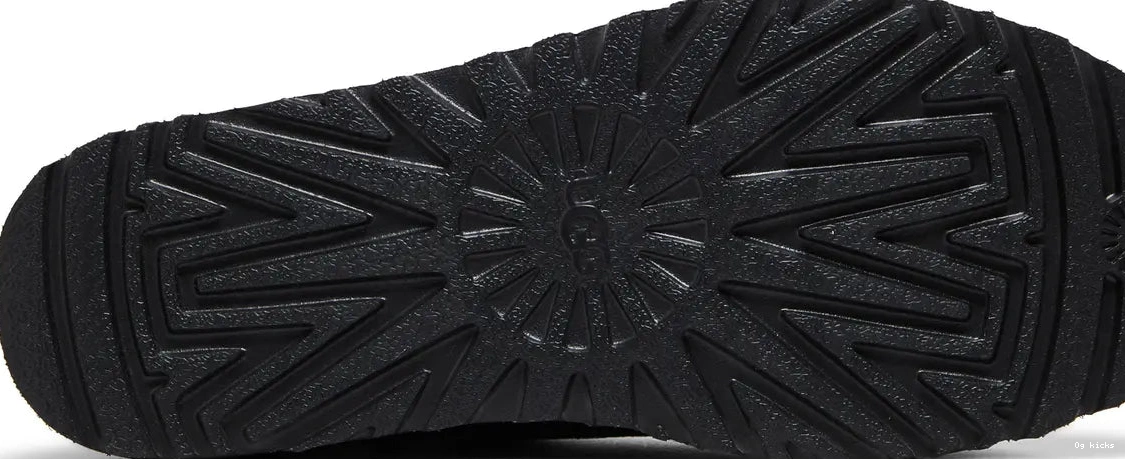 Ultra Mini Black Classic UGG W 0610
